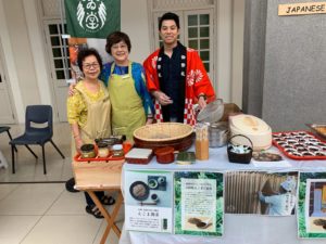 シンガポールとえごま蕎麦