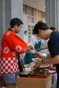 シンガポールとえごま蕎麦